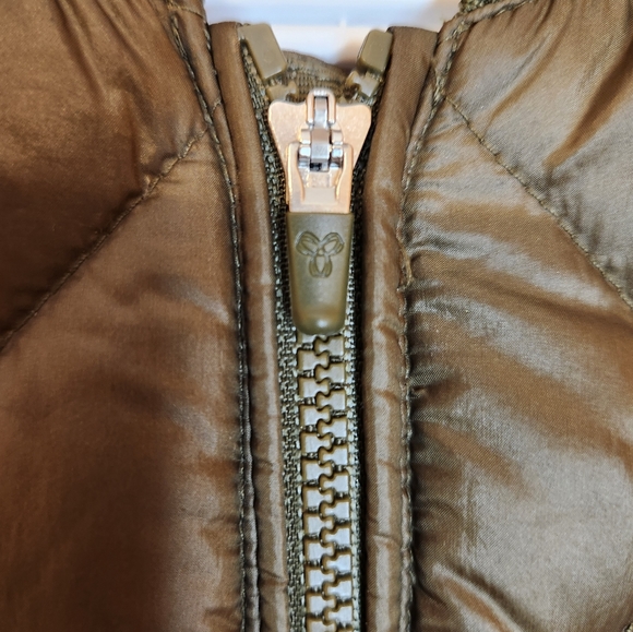 TNA - League Jacket - Picture 4 of 7